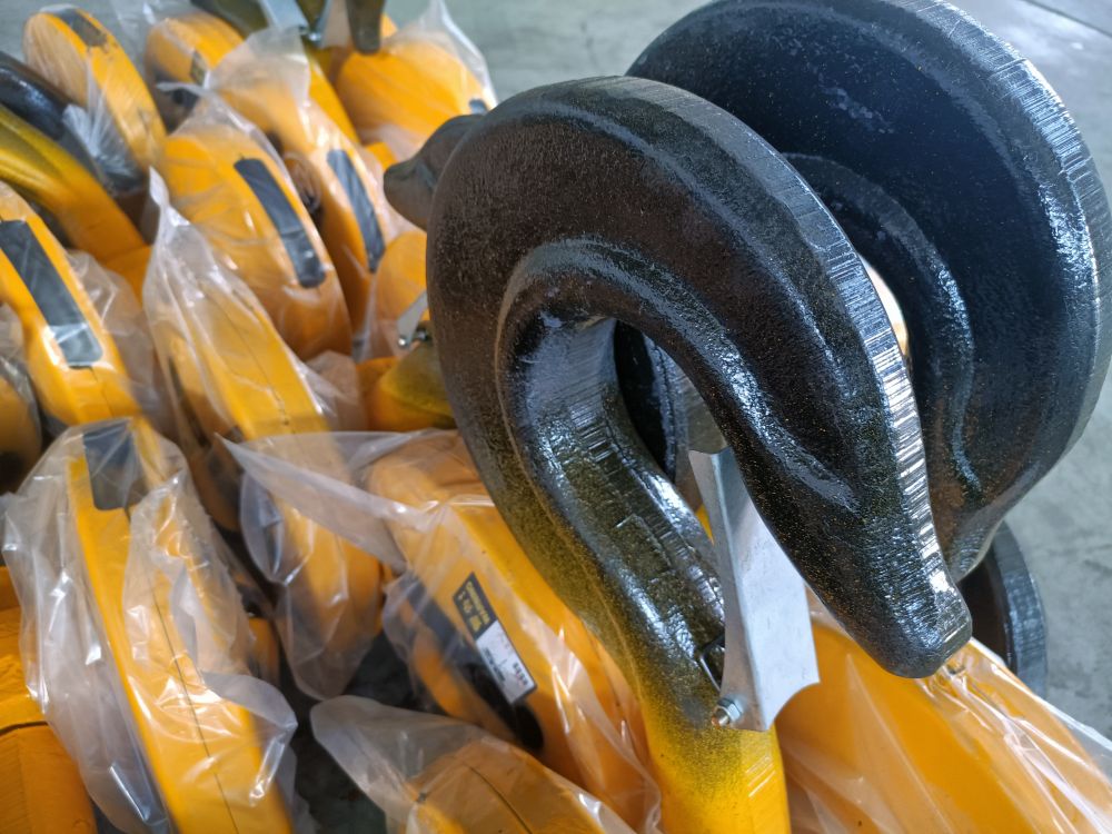 菏澤起重機(jī)械廠家銷售、10噸電動(dòng)葫蘆吊鉤