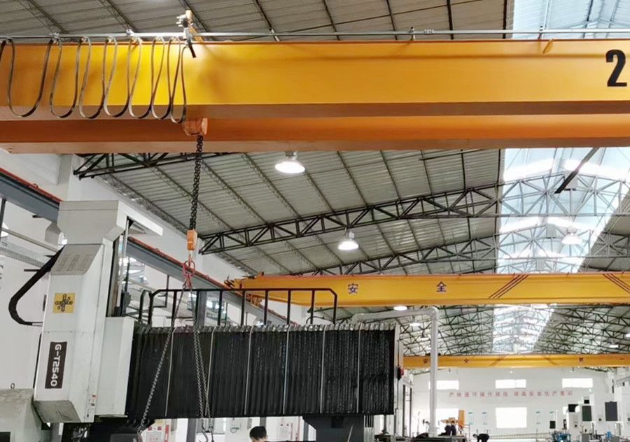 惠州起重機(jī)、吊機(jī)、天車、LH型20t環(huán)鏈葫蘆雙梁起重機(jī)