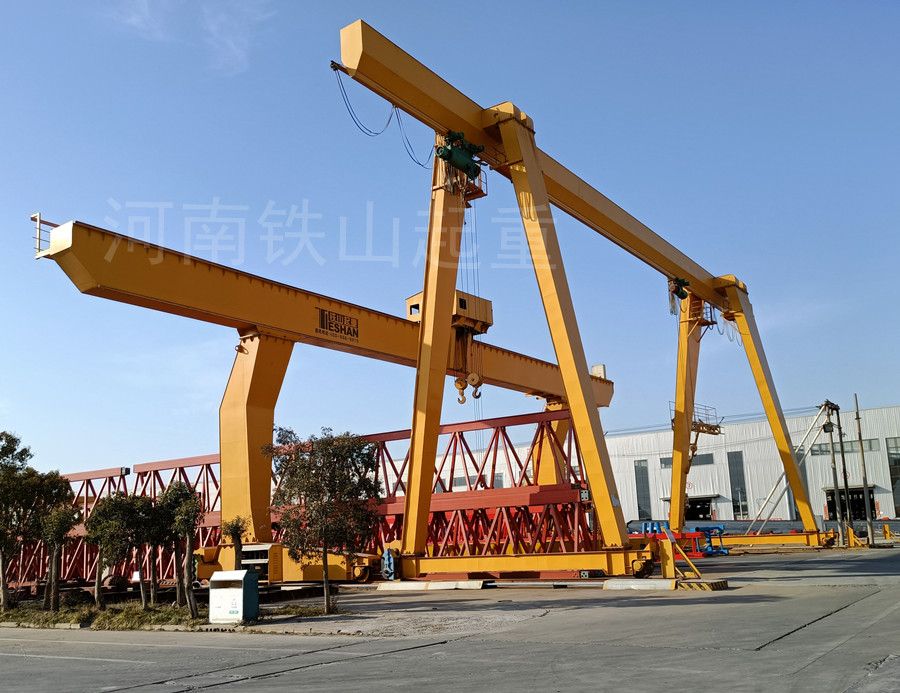 單梁龍門(mén)吊、L型單主梁門(mén)式起重機(jī)、MH型電動(dòng)葫蘆門(mén)式起重機(jī)
